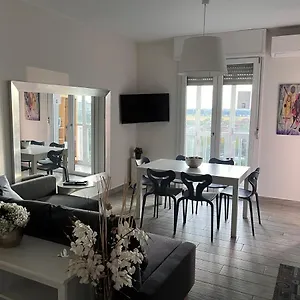Panoramico Vicino A Fiere E Stadio Appartamento Milano